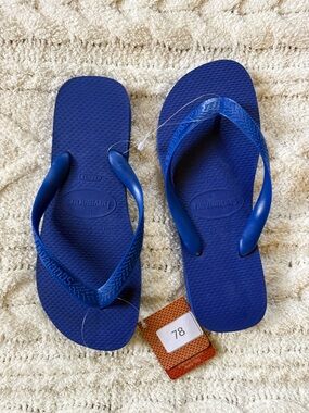 Havaianas Top Brazilian Unisex Flip Flops Sandals Beach Pool Navy Blue 7 8 NWT